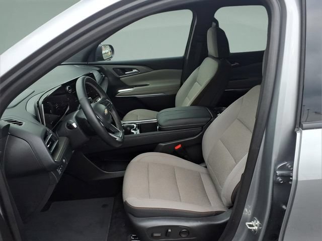 Used 2026 Chevrolet Traverse LT w/ Driver Confidence Package FWD image 25