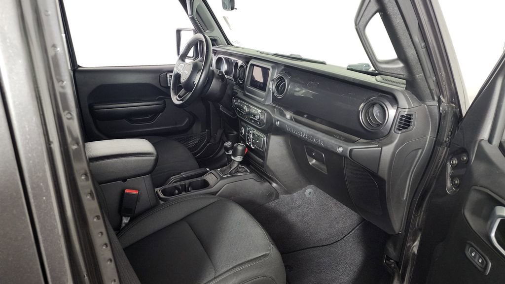 Used 2021 Jeep Wrangler Unlimited Sport image 30