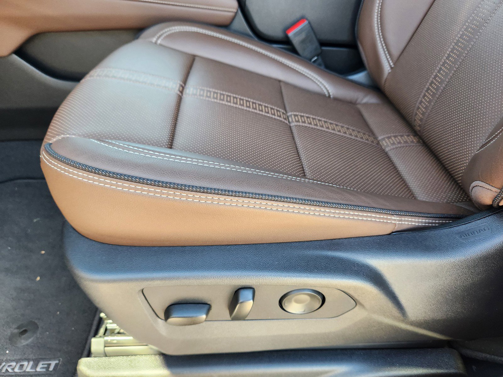 New 2026 Chevrolet Tahoe High Country image 19