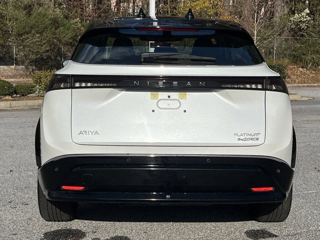 Certified 2024 Nissan Ariya AWD image 23