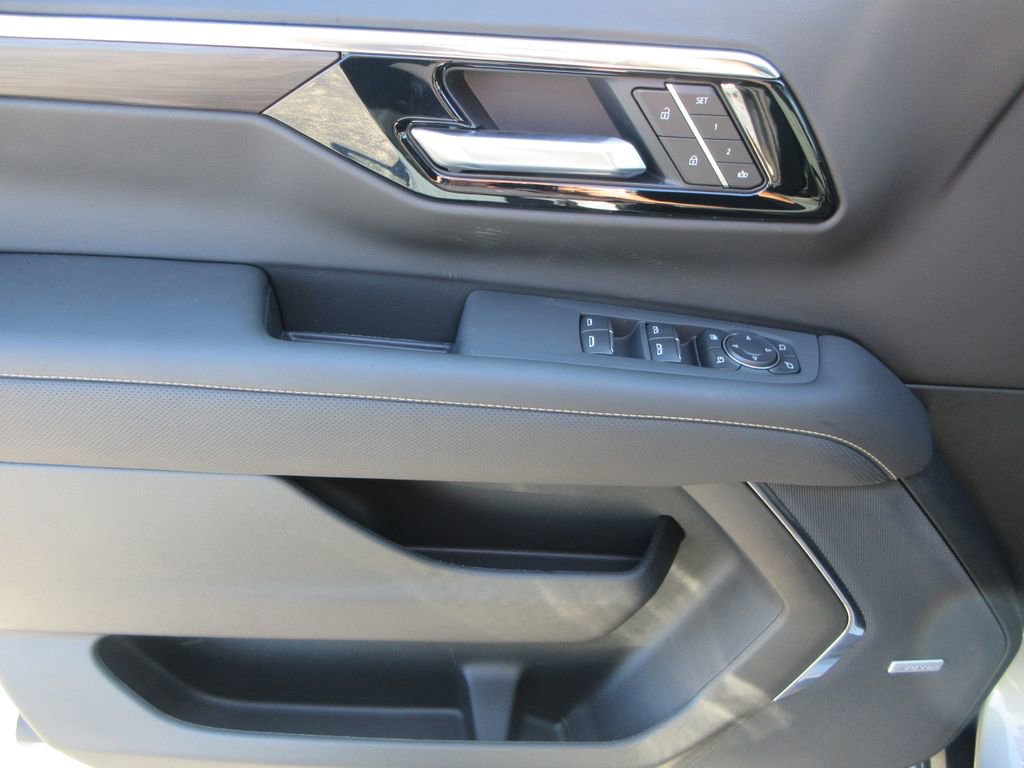 New 2026 Chevrolet Tahoe Premier image 24