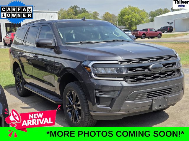 Used 2023 Ford Expedition XLT RWD image 1