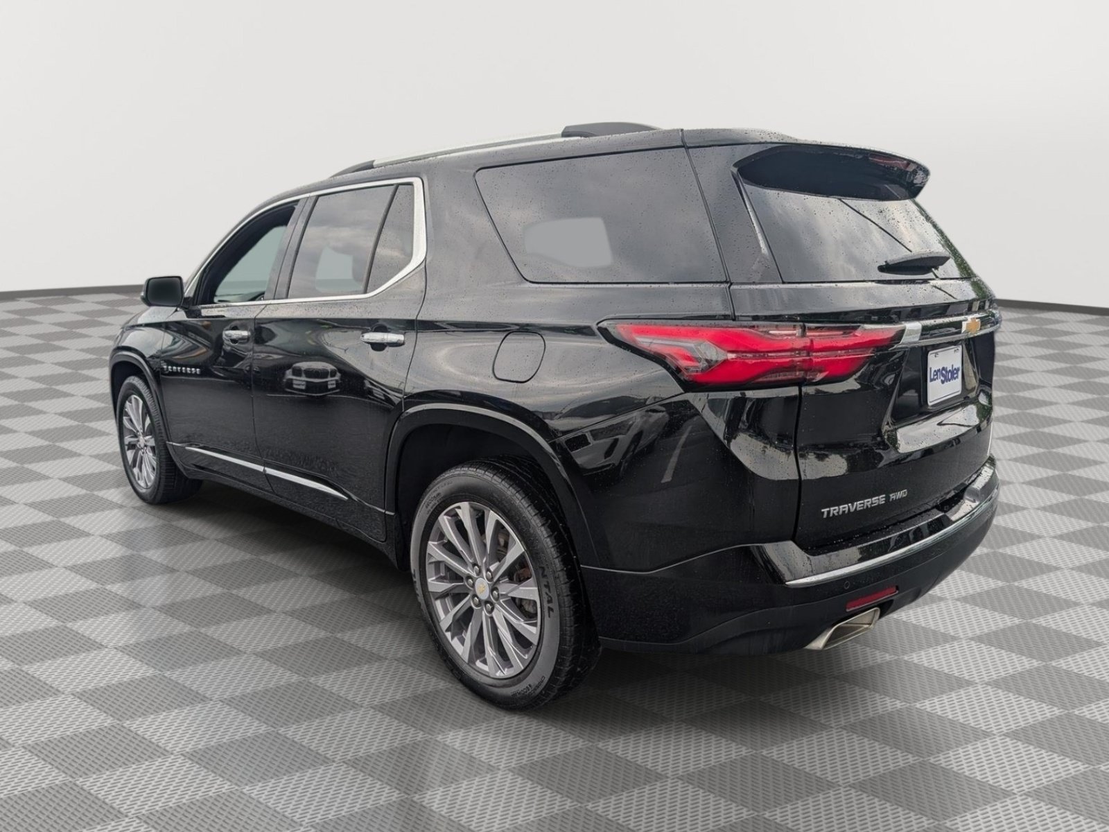 Used 2023 Chevrolet Traverse Premier w/ LPO, Floor Liner Package AWD/4WD image 3