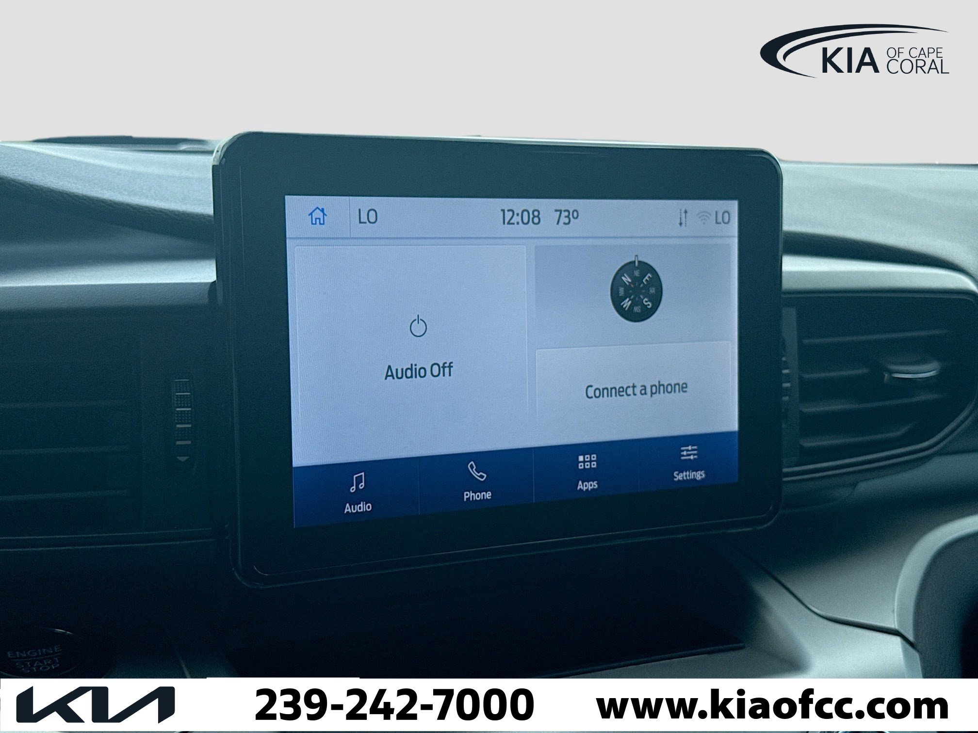 Used 2022 Ford Explorer XLT image 28