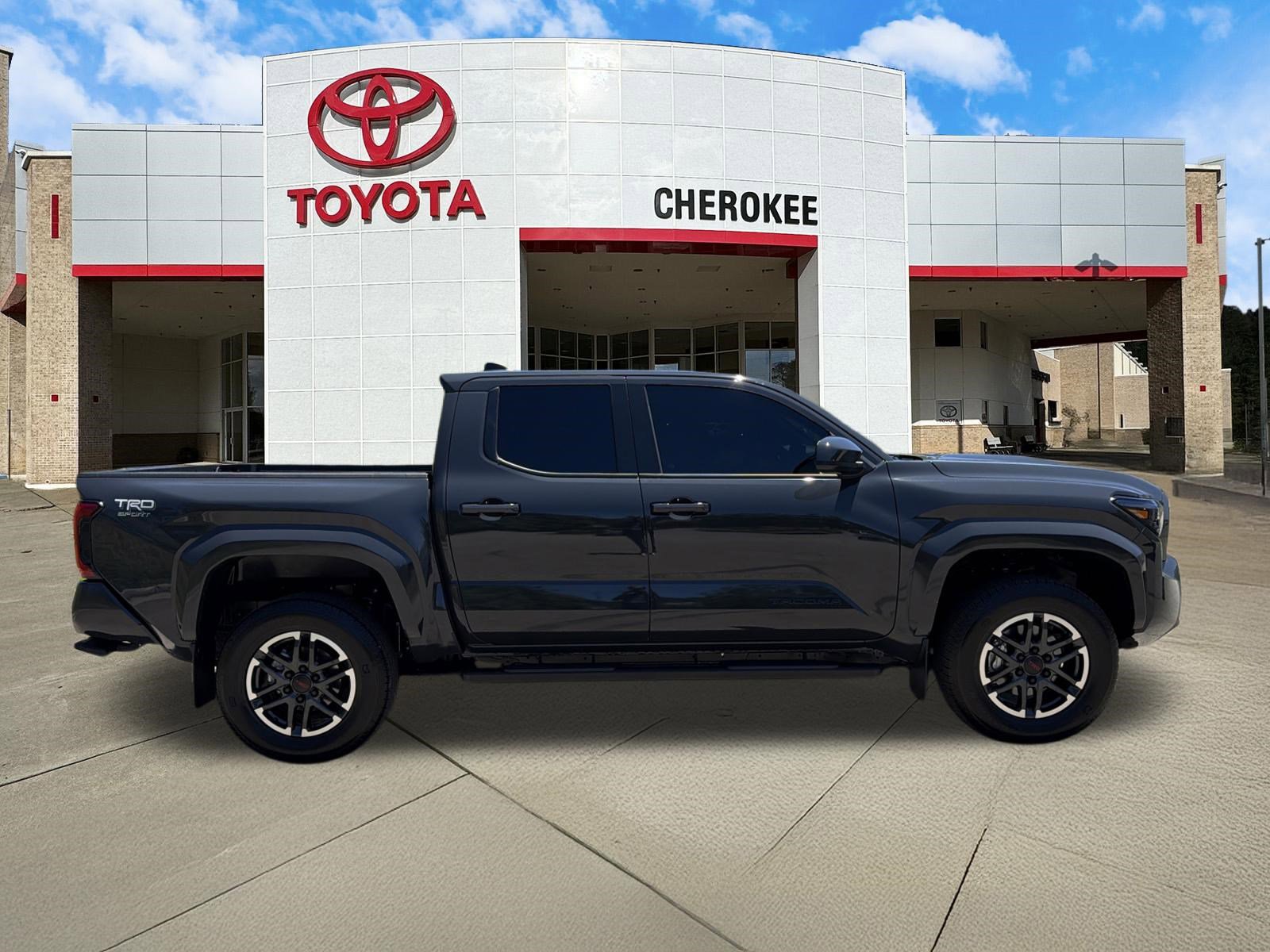 Used 2025 Toyota Tacoma TRD Sport RWD image 4