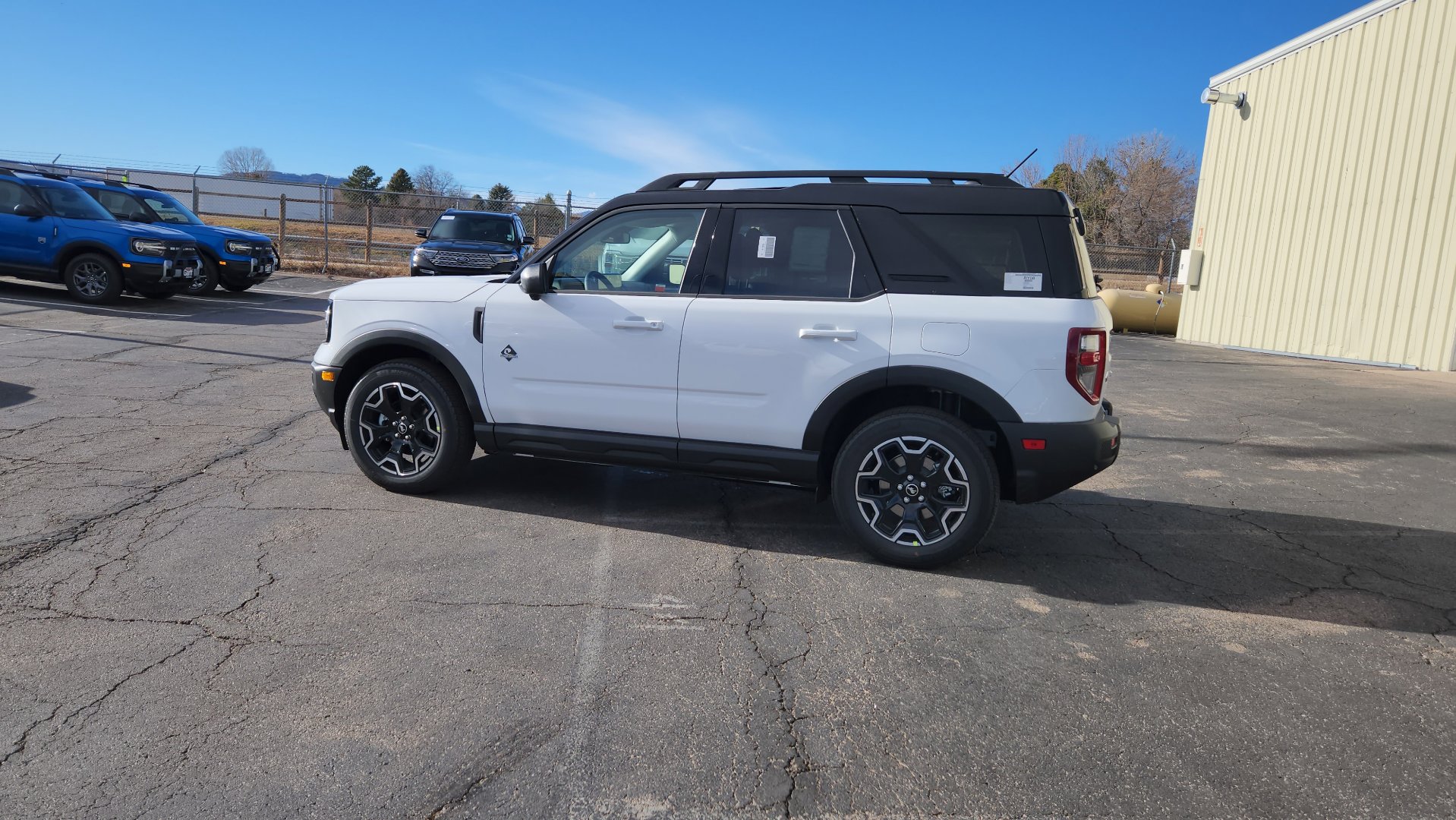 New 2025 Ford Bronco Sport Outer Banks w/ Outer Banks Tech Package+ AWD/4WD image 6