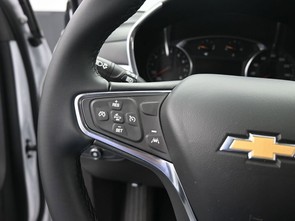 Used 2024 Chevrolet Equinox LT image 31