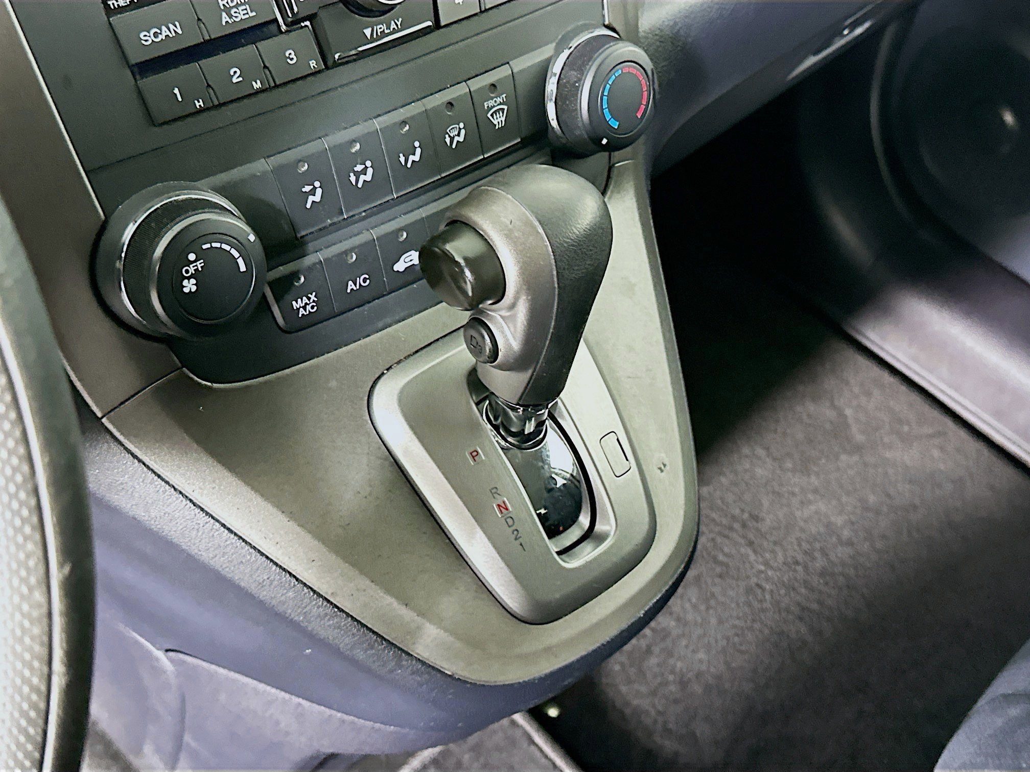 Used 2011 Honda CR-V SE image 23