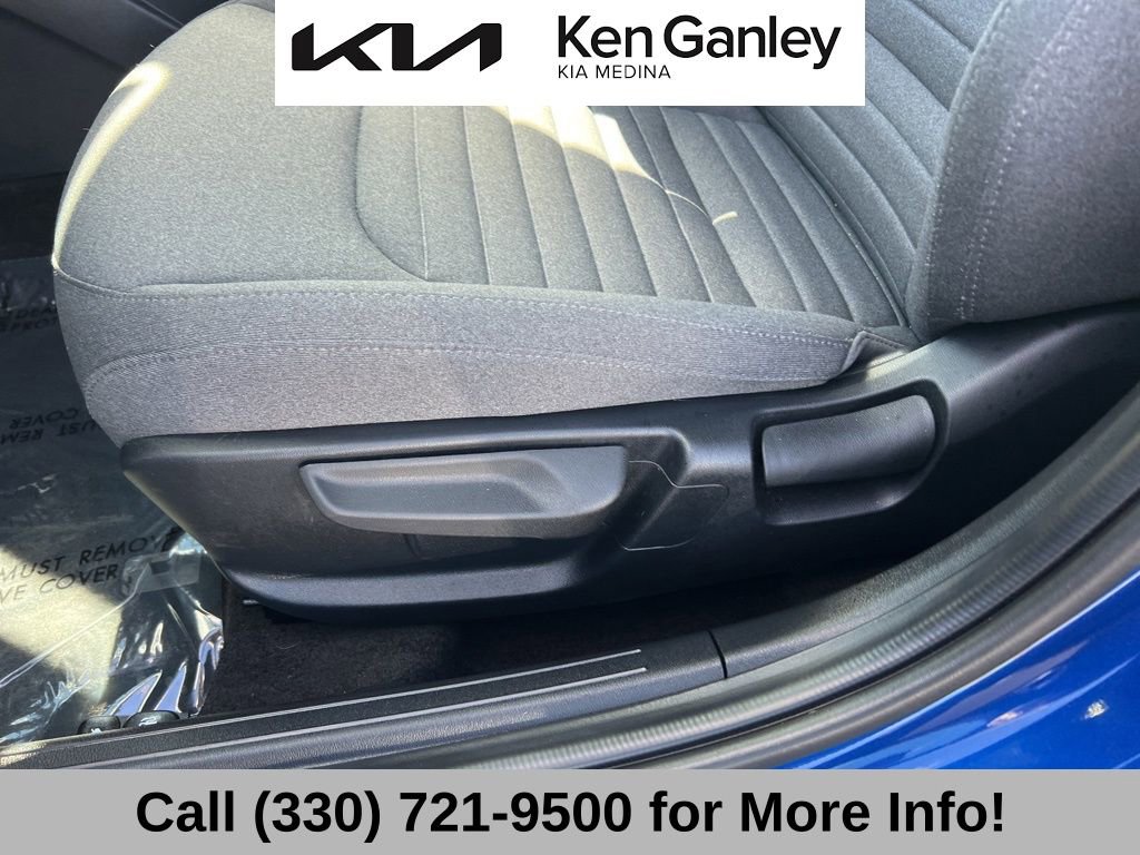 Certified 2025 Kia K4 EX image 29
