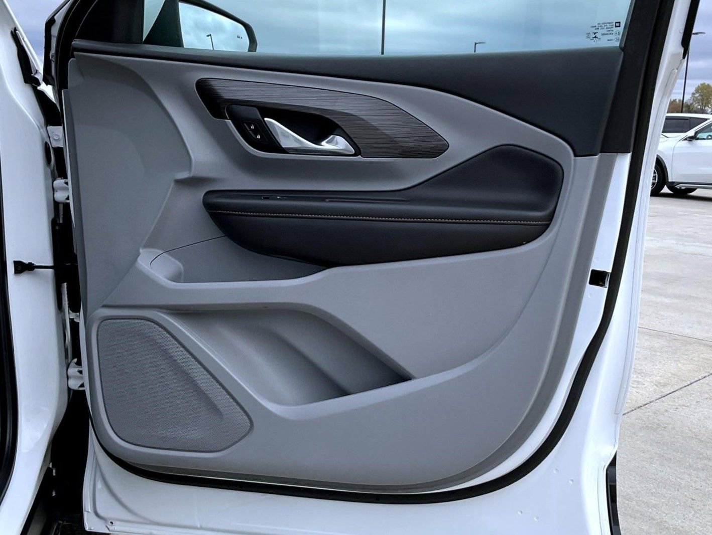 Used 2019 GMC Terrain SLT w/ Preferred Package image 17