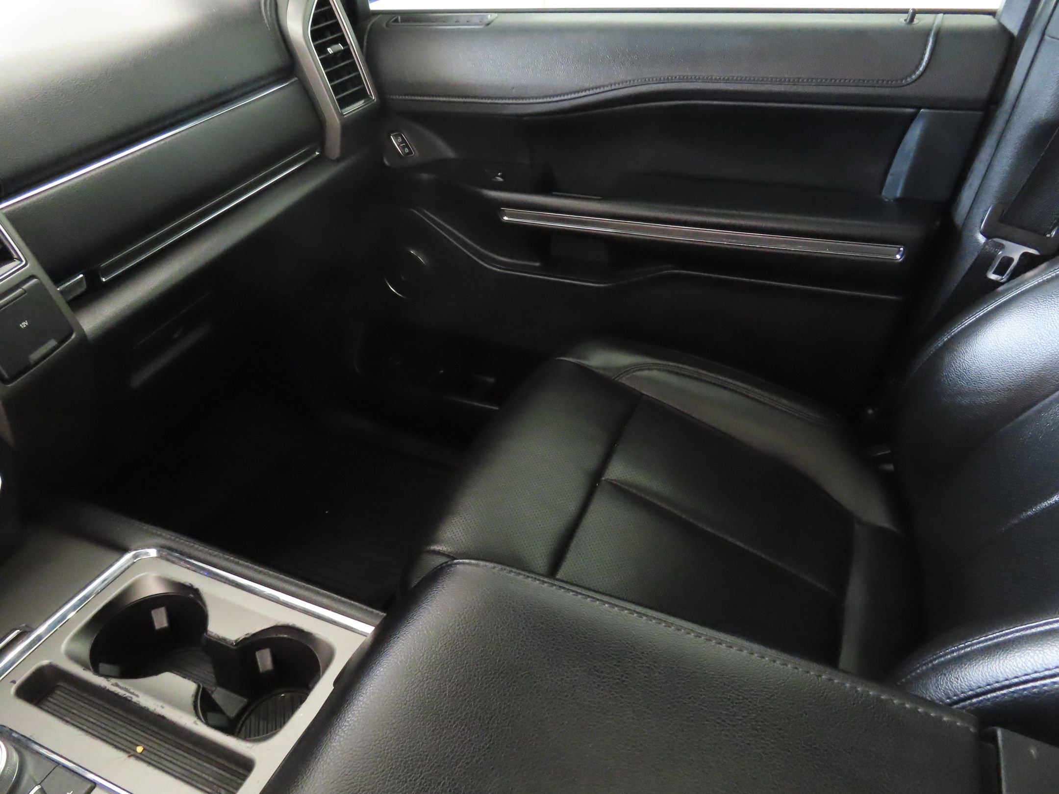 Used 2021 Ford Expedition Max XLT RWD image 22
