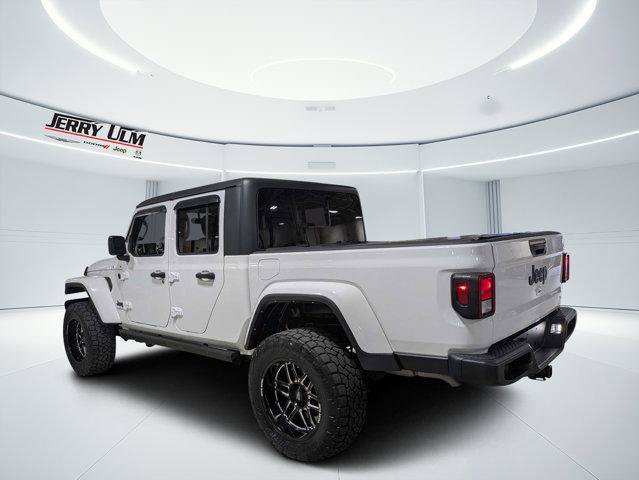 Certified 2022 Jeep Gladiator Sport AWD/4WD image 5