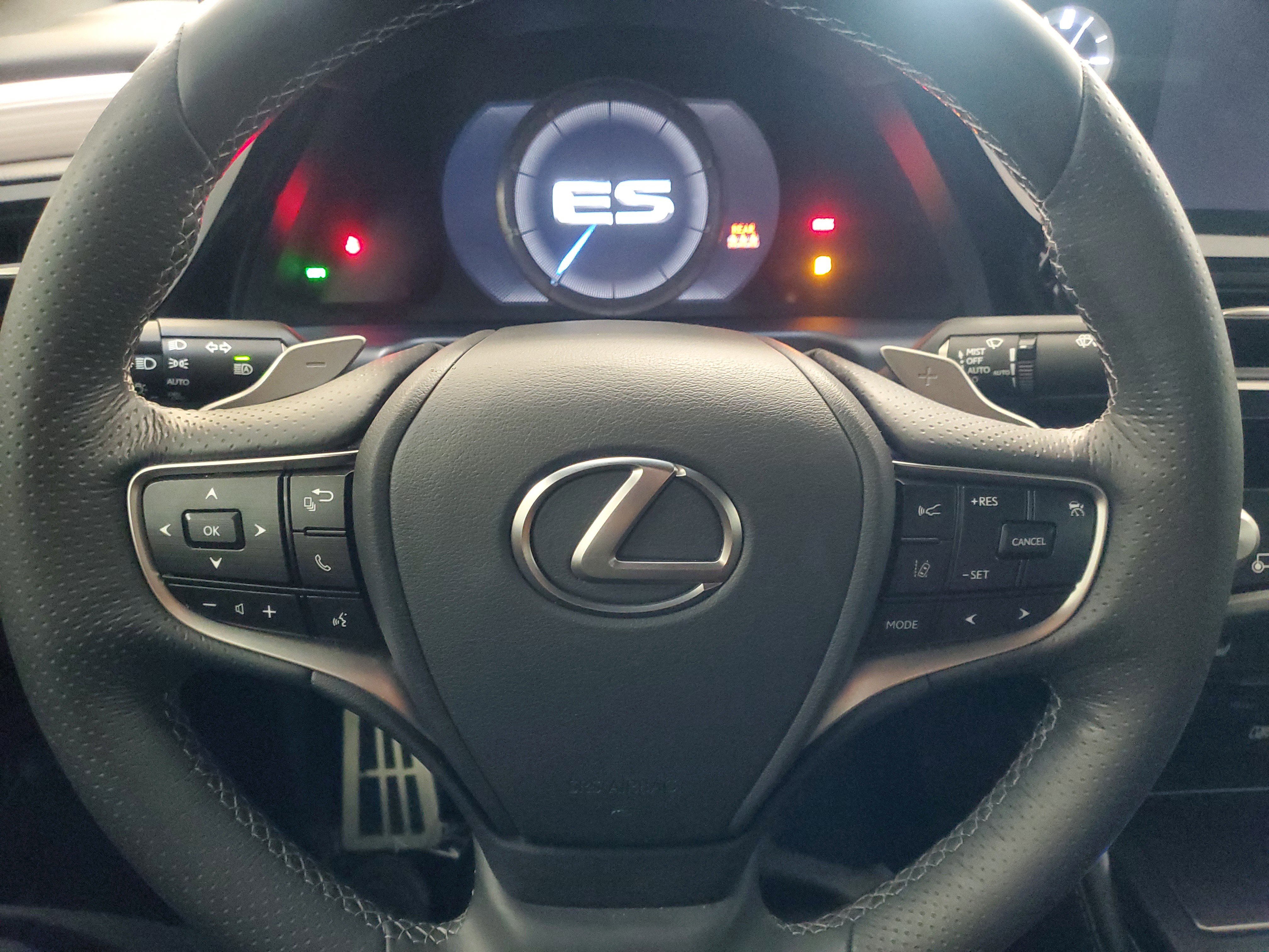 Used 2022 Lexus ES 350 F Sport w/ Accessory Package 2 image 26