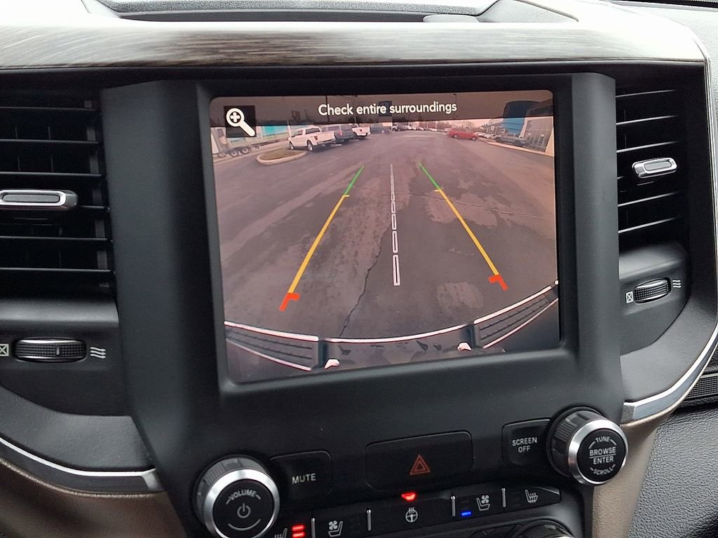 Used 2019 RAM 1500 Laramie AWD/4WD image 4