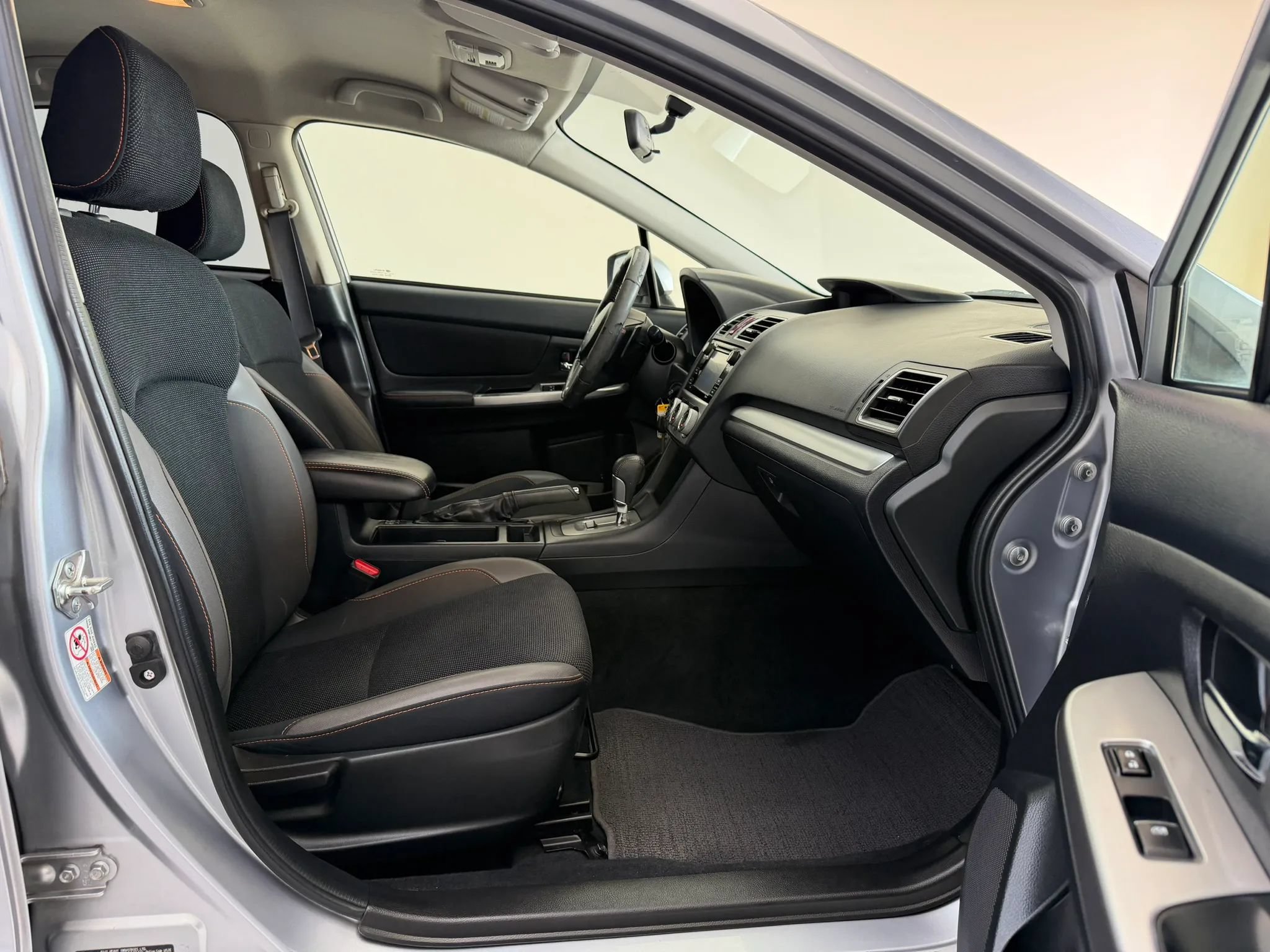 Used 2016 Subaru Crosstrek 2.0i Premium AWD/4WD image 26