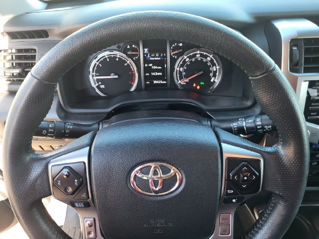 Used 2022 Toyota 4Runner Limited AWD/4WD image 16