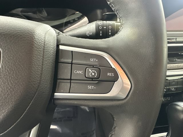Used 2023 Jeep Compass Latitude AWD/4WD image 10