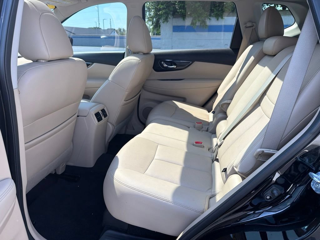 Used 2017 Nissan Rogue SL w/ SL Premium Package AWD/4WD image 19