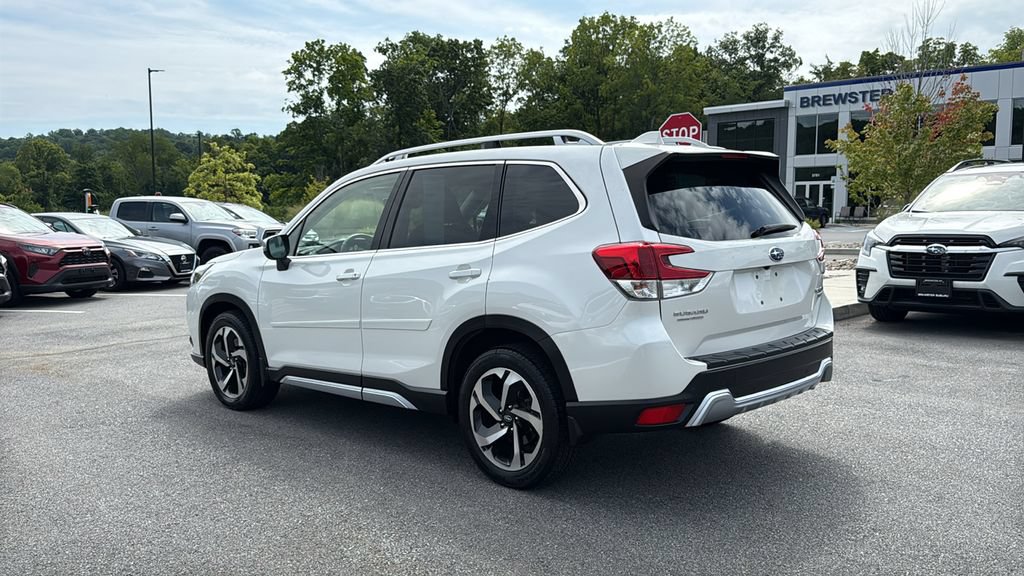 Certified 2023 Subaru Forester Touring AWD/4WD image 8