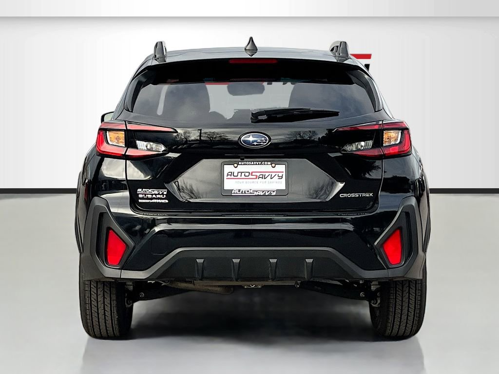Used 2025 Subaru Crosstrek 2.0i Premium image 6