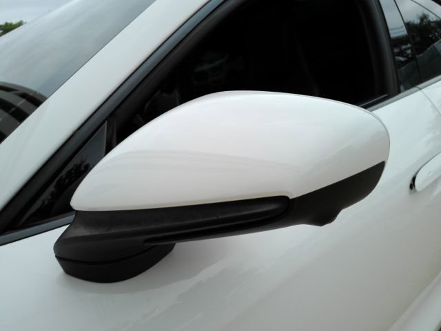 Used 2023 Porsche Taycan w/ Premium Package RWD image 18