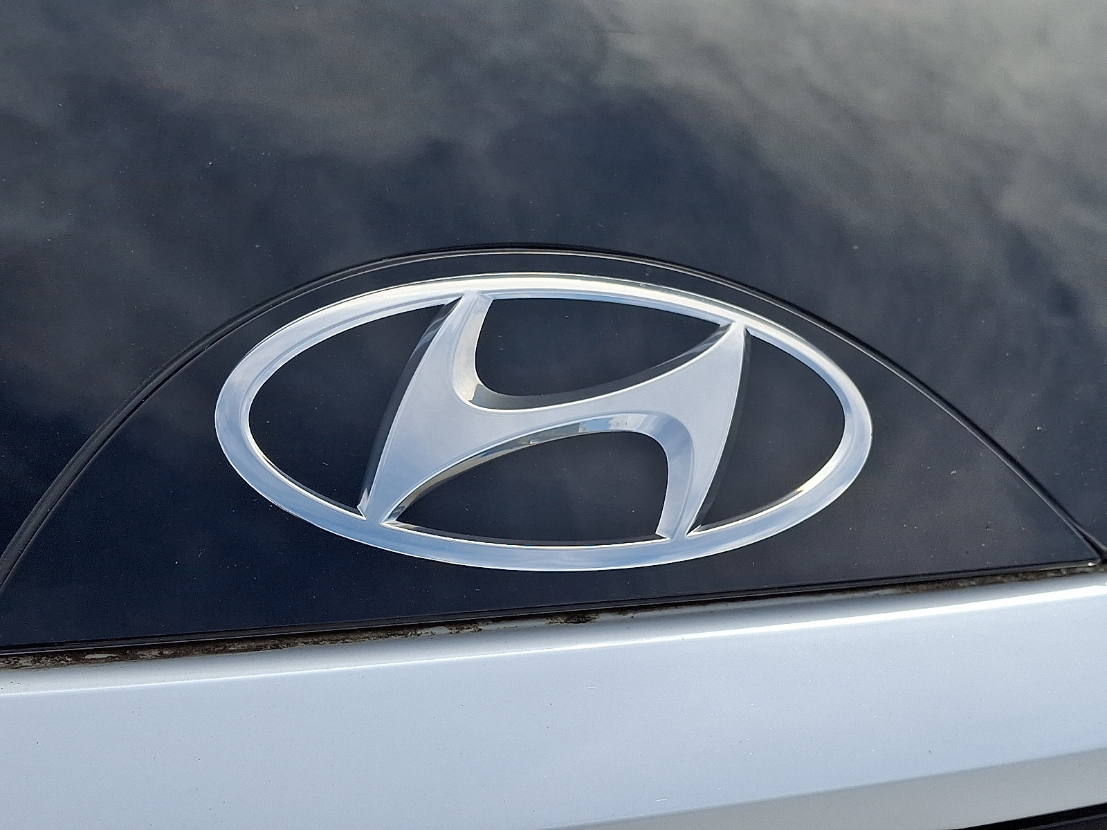 Used 2022 Hyundai Tucson Blue w/ Cargo Package AWD/4WD image 29