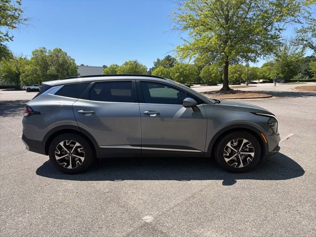 Used 2025 Kia Sportage EX w/ Premium Package FWD image 6