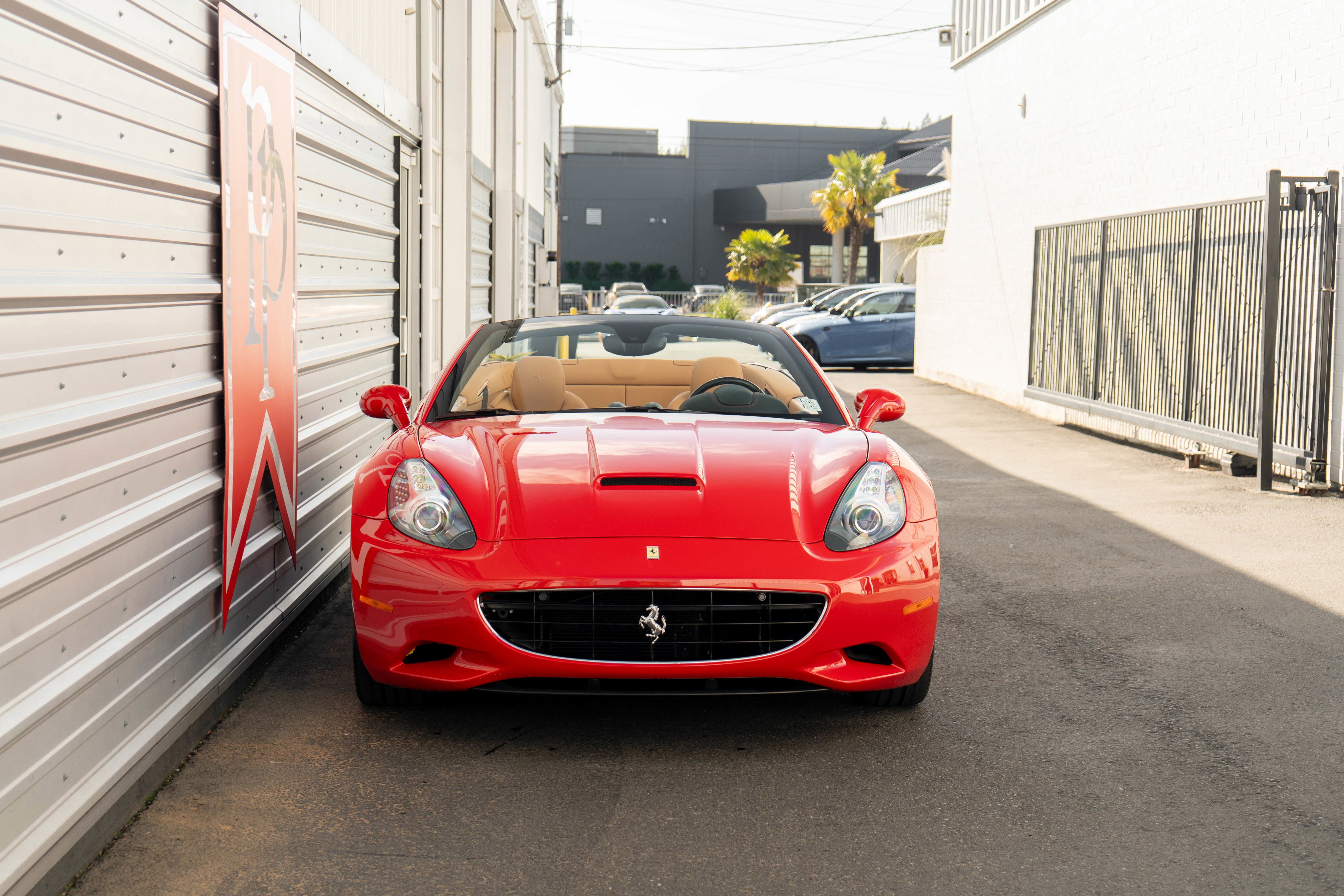 Used 2010 Ferrari California RWD image 36