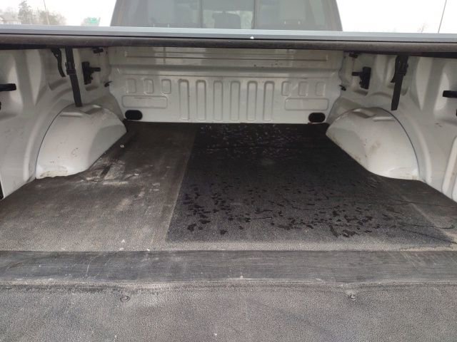 Used 2022 Ford F150 Lightning Platinum image 11