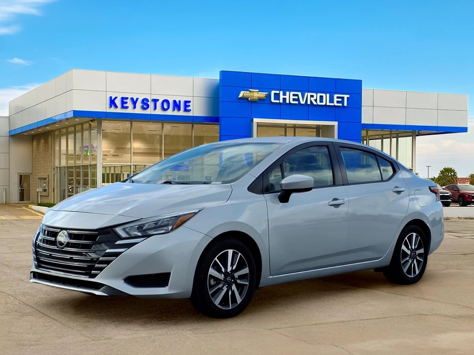 Used 2025 Nissan Versa SV FWD image 3