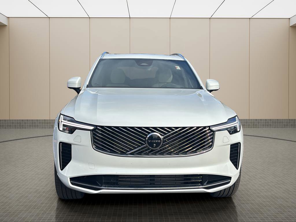 Used 2025 Volvo XC90 T8 Ultra image 8
