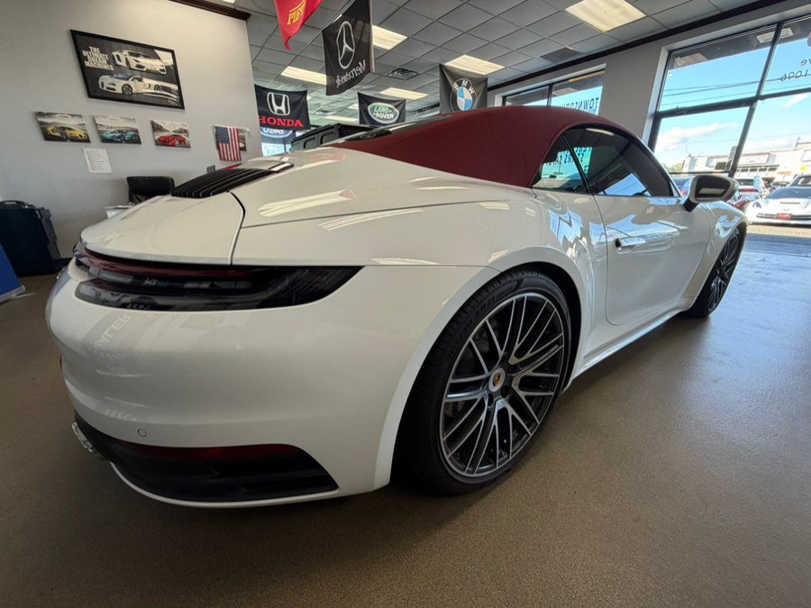Used 2024 Porsche 911 Carrera 4S AWD/4WD image 42