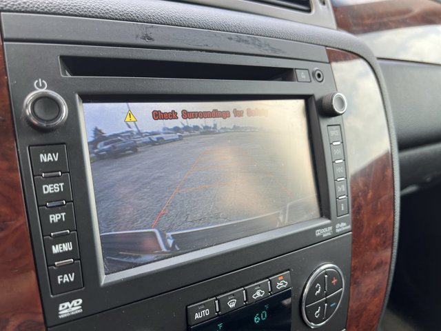 Used 2013 Chevrolet Avalanche LTZ AWD/4WD image 15