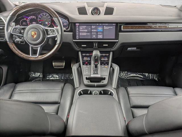 Used 2020 Porsche Cayenne S image 19