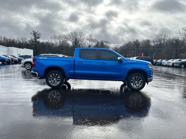 Used 2025 Chevrolet Silverado 1500 LT AWD/4WD image 9