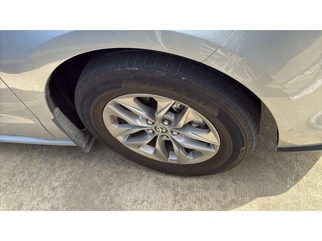 Used 2025 Toyota Sienna LE FWD image 10