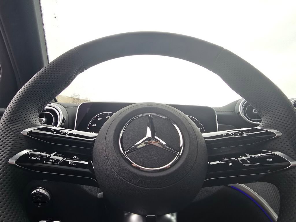 New 2026 Mercedes-Benz GLC 300 4MATIC image 29