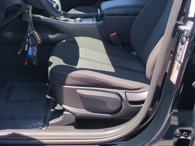 Used 2023 Kia Sorento LX FWD image 16