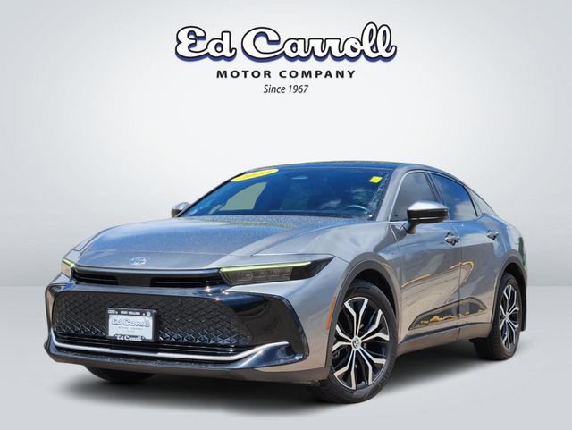 Used 2023 Toyota Crown AWD/4WD video 1