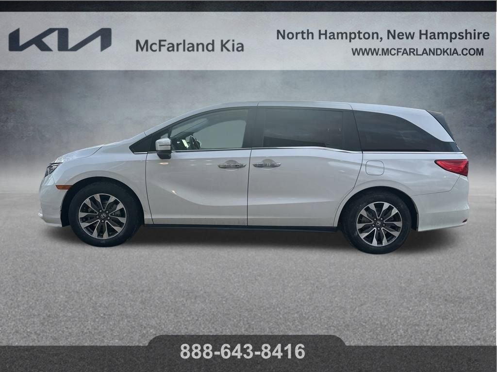 Used 2023 Honda Odyssey EX-L image 3