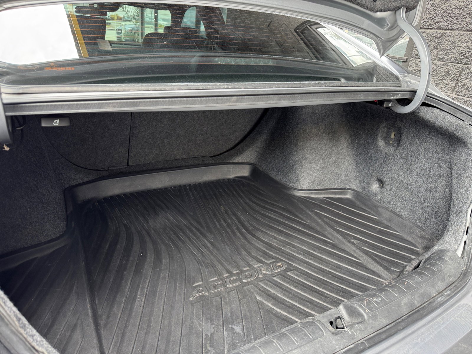Used 2020 Honda Accord Sport image 20