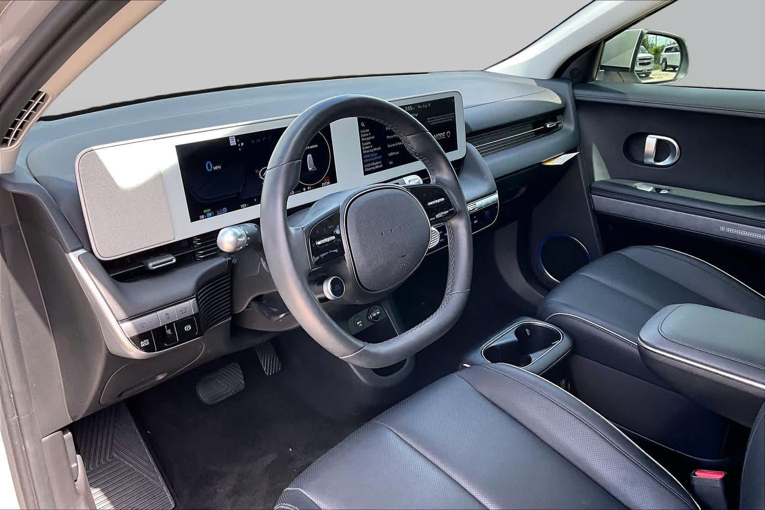Used 2023 Hyundai Ioniq 5 SEL AWD/4WD image 16