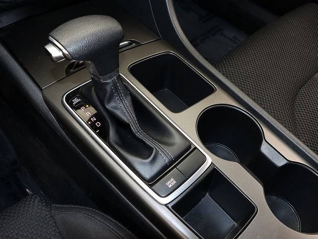 Used 2020 Kia Optima LX image 19