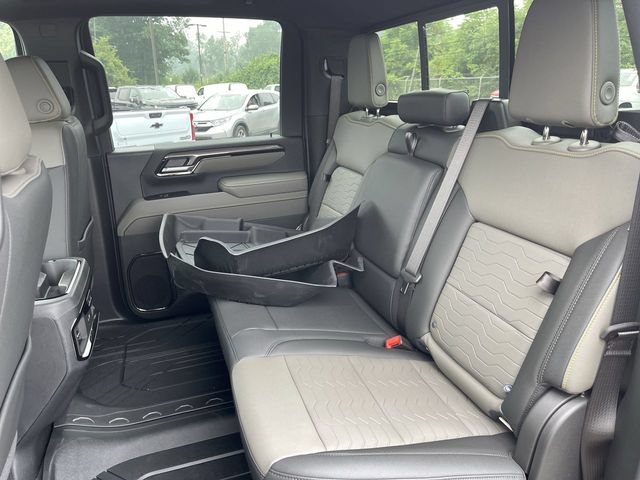 New 2026 Chevrolet Silverado 2500 ZR2 w/ LPO, Dark Essentials Package AWD/4WD image 22