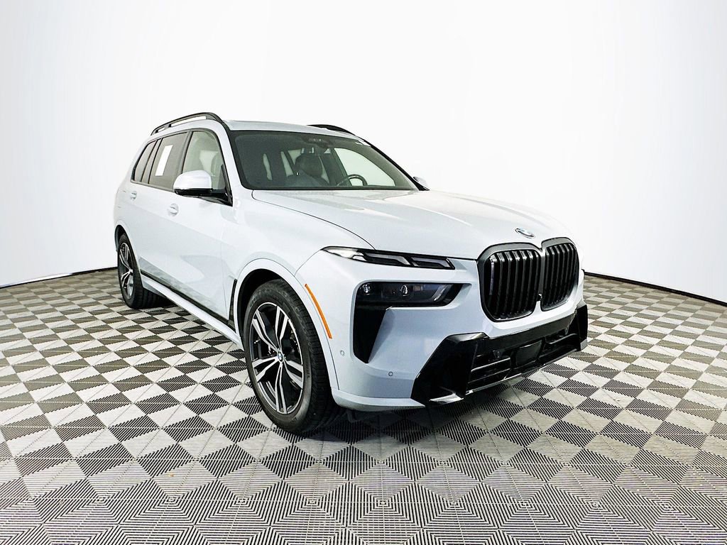 Used 2023 BMW X7 xDrive40i w/ Executive Package AWD/4WD image 1
