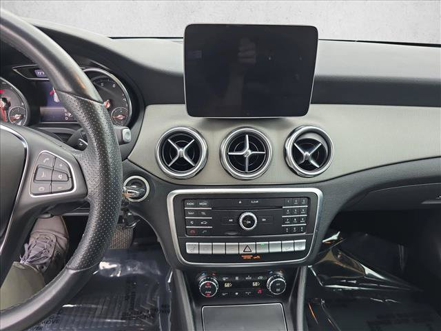 Used 2020 Mercedes-Benz GLA 250 4MATIC image 21