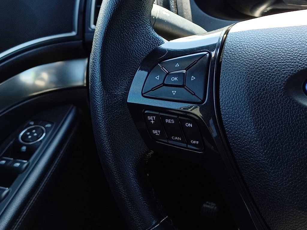 Used 2019 Ford Explorer XLT AWD/4WD image 16