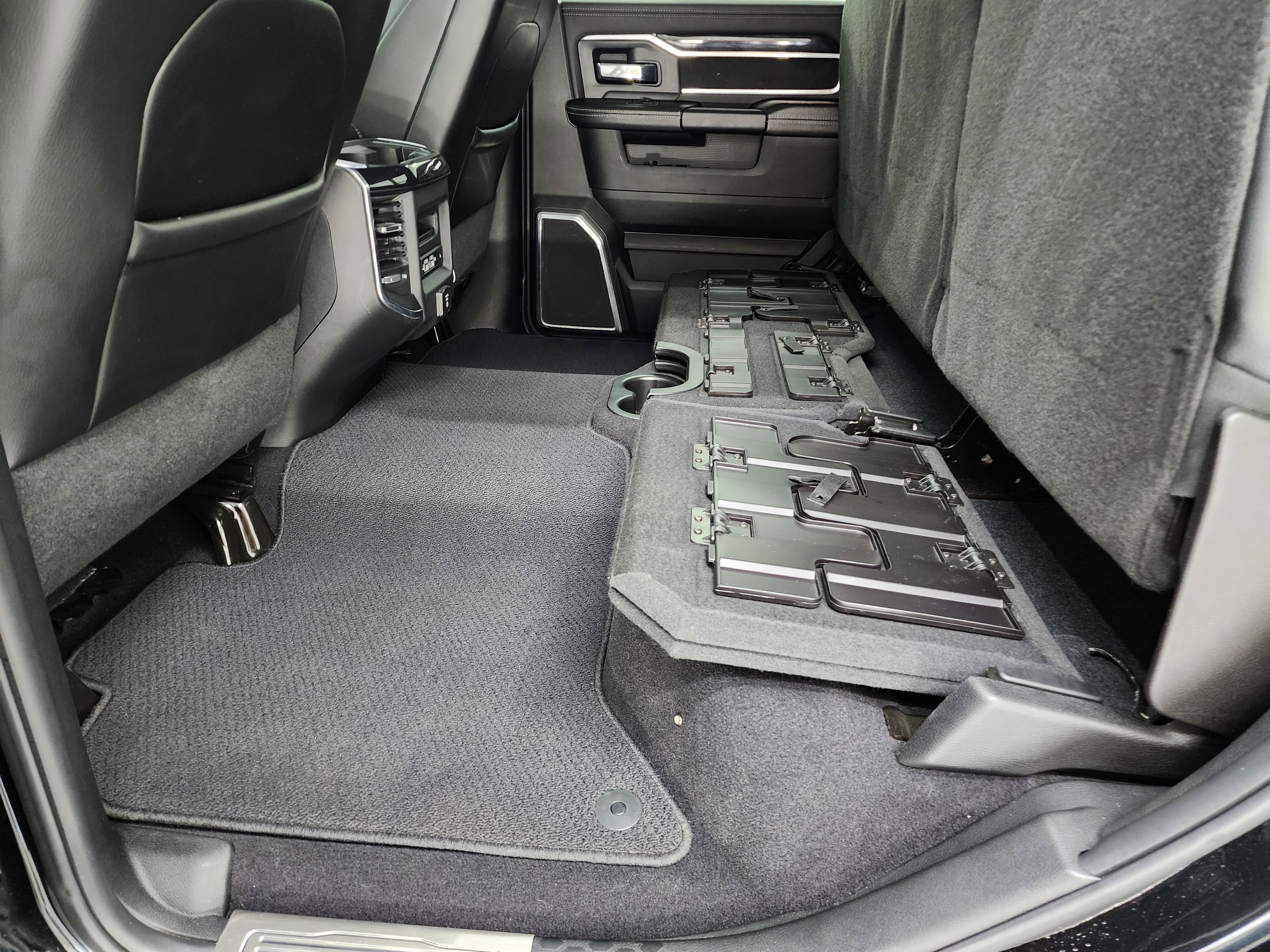 Used 2020 RAM 2500 Laramie image 43