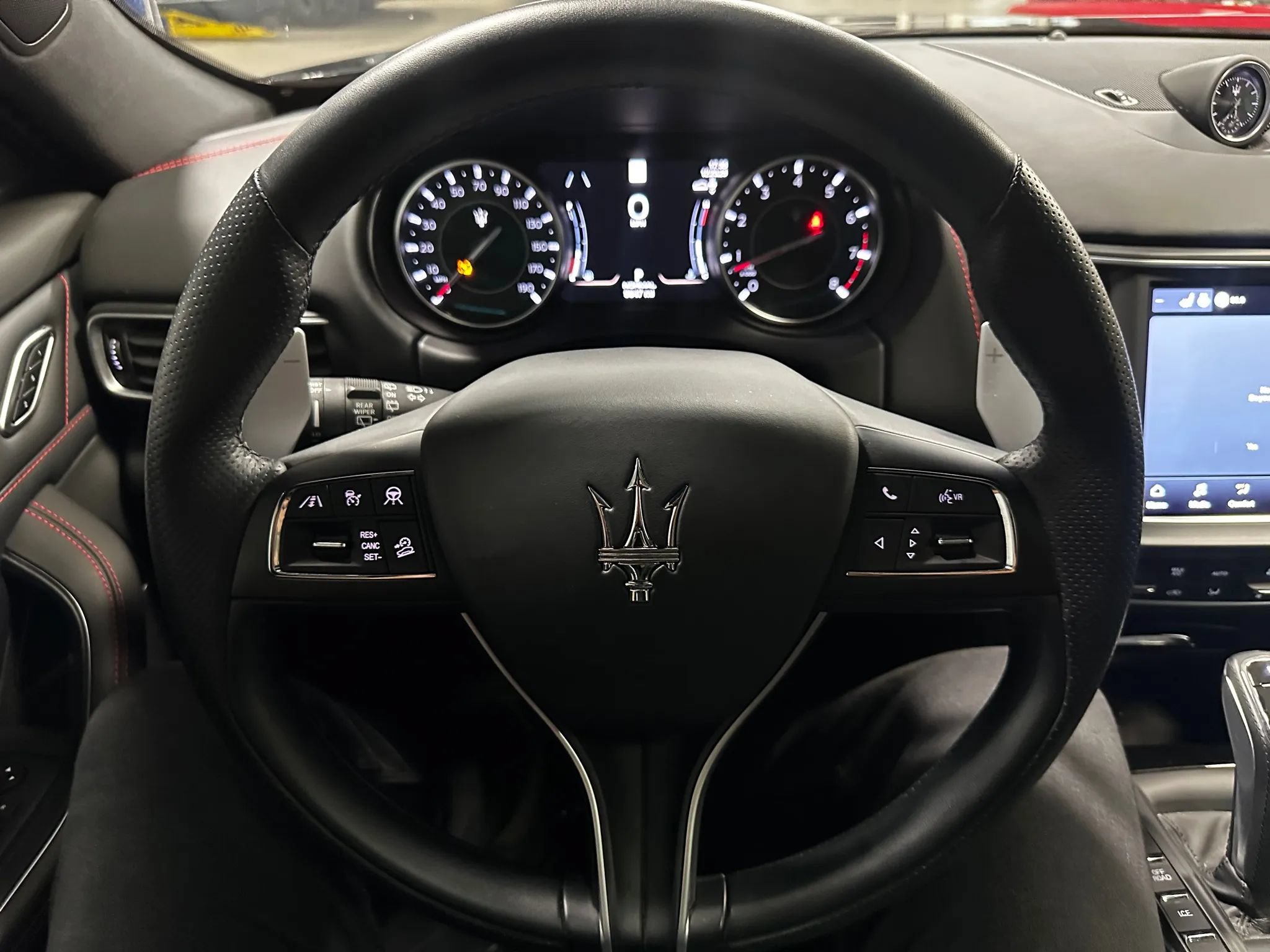 Used 2024 Maserati Levante GT Ultima AWD/4WD image 29