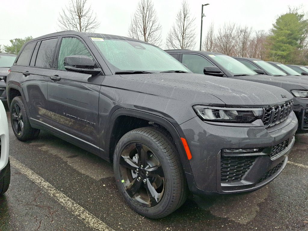 New 2026 Jeep Grand Cherokee Limited image 2